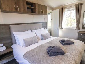 2 soverom, individuelt dekorert og individuelt innredet