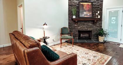 Modern comfort in Clarksville! Welcome to the Madison Street Retreat!