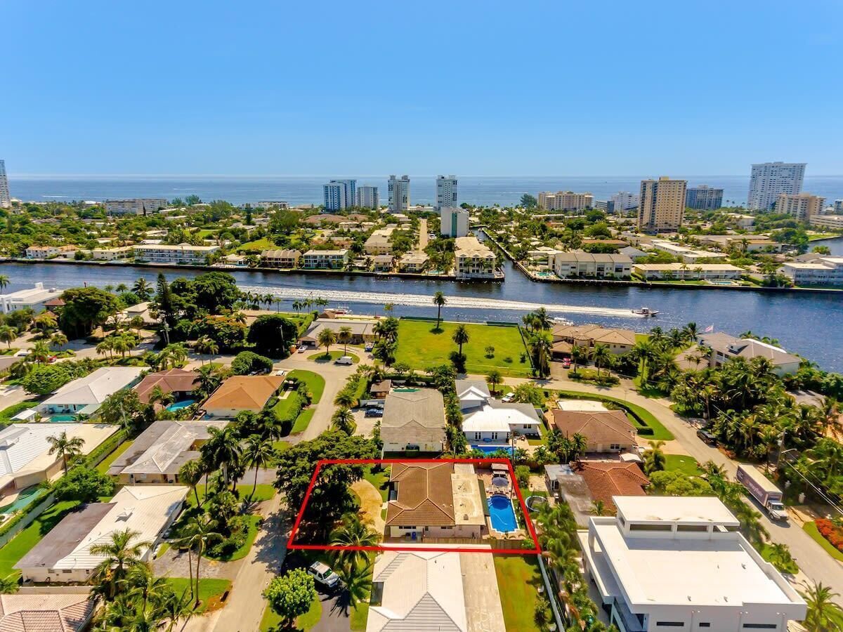 3/2 house+1mi Beach+ heated Pool+ Pool table+Golf