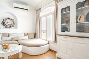 DVD-Player, Musikbibliothek, Stereoanlage