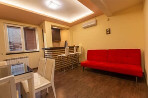 Dining - Sofia Apartment Serdika (Sofia)