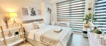 Scandi Abode 27th Floor Washer IG Chair