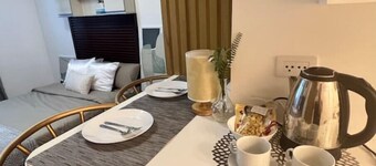 6th Floor Adjacent Studios  Balcony Arayat View
