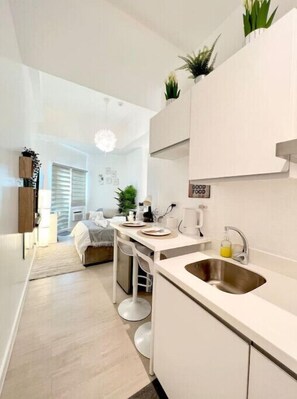 Interior - Instaworthy High Ceiling Staycation Studio @ Azure
(San Fernando)