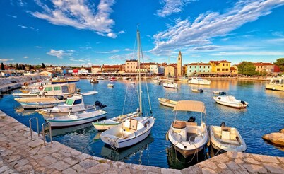 Ul. Dinka Trinajstića 10