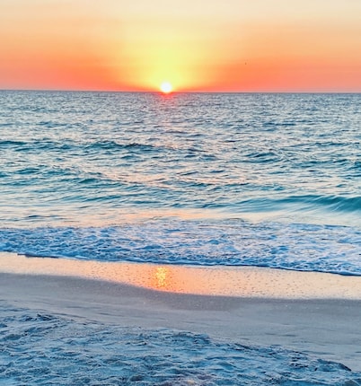 The Cottage by Anna Maria Island