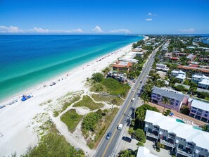 Beach - The Cottage by Anna Maria Island (Bradenton)