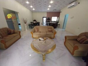 Living area - KDK Villa! (Golden Grove)
