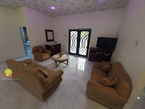 Living area - KDK Villa! (Golden Grove)