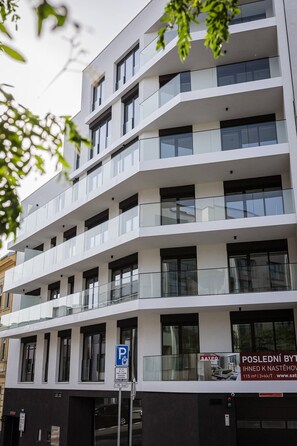 Exterior - NEW / The Cosy Corner CZ / with terrace (Hlavní mesto Praha)