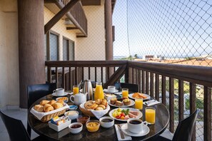 Apartment | Speisen im Freien