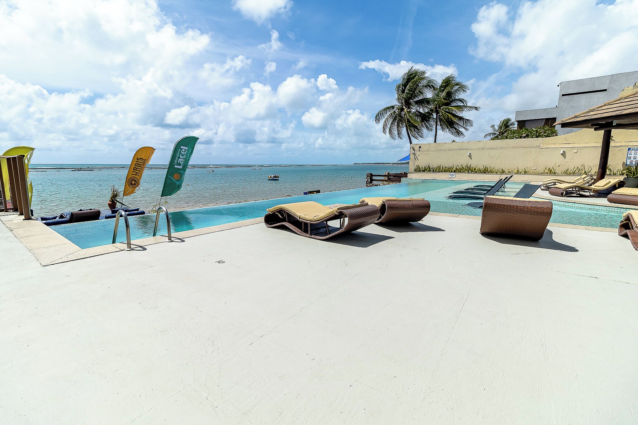 3 outdoor pools, pool umbrellas, sun loungers