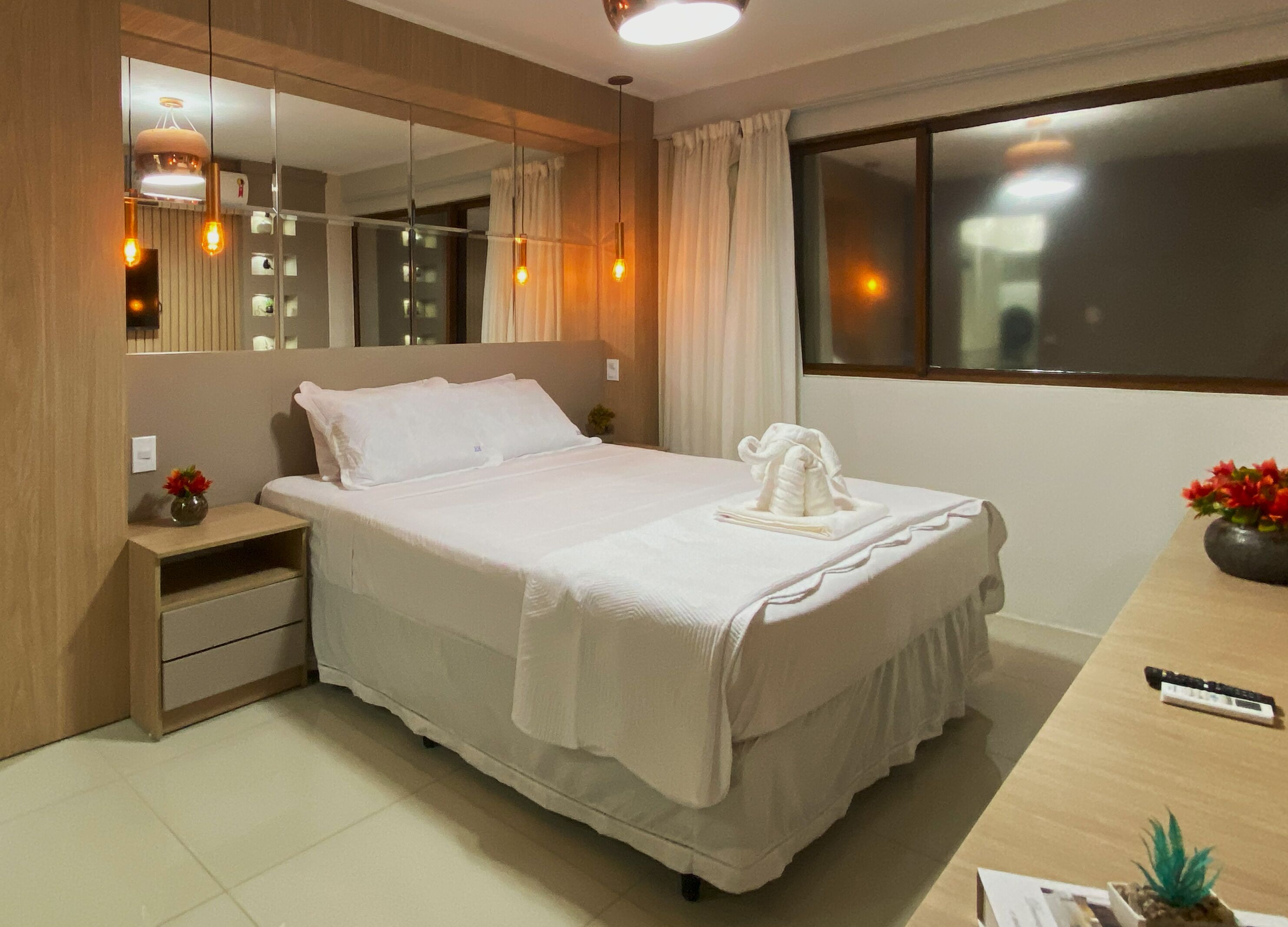 Apartamento | 2 quartos, roupas de cama premium, individualmente decorados