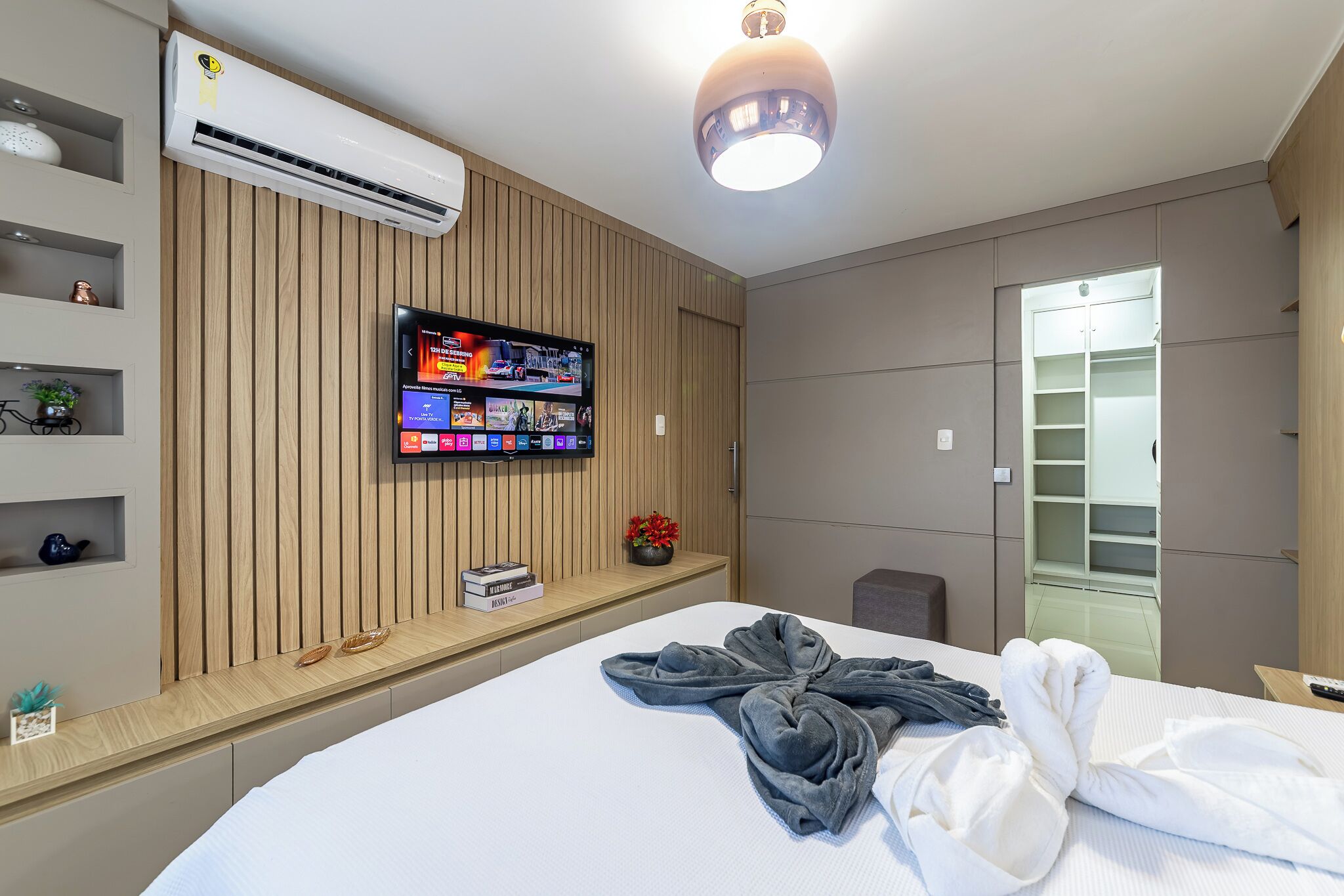 Apartment | 2 bedrooms, premium bedding, individually decorated