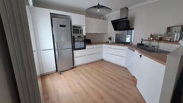 Milieuvriendelijke schoonmaakproducten voorzien, keukenpapier