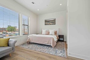 2 bedrooms, desk, iron/ironing board, free WiFi