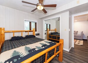 4 bedrooms, WiFi, bed sheets
