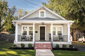 Exterior - Salisbury Hideaway (Salisbury)