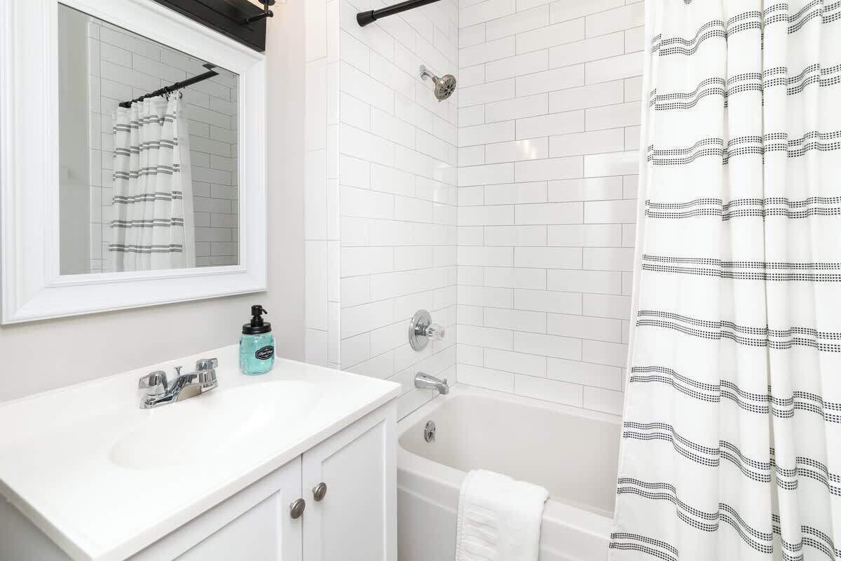 Shower, eco-friendly toiletries, hair dryer, towels