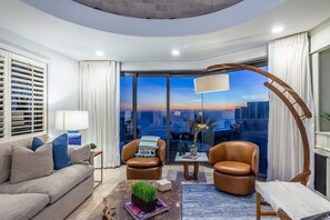 تلفزيون ذكي، تنس طاولة، ستيريو