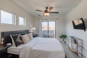 Room - Poolside Palisades (St. George)