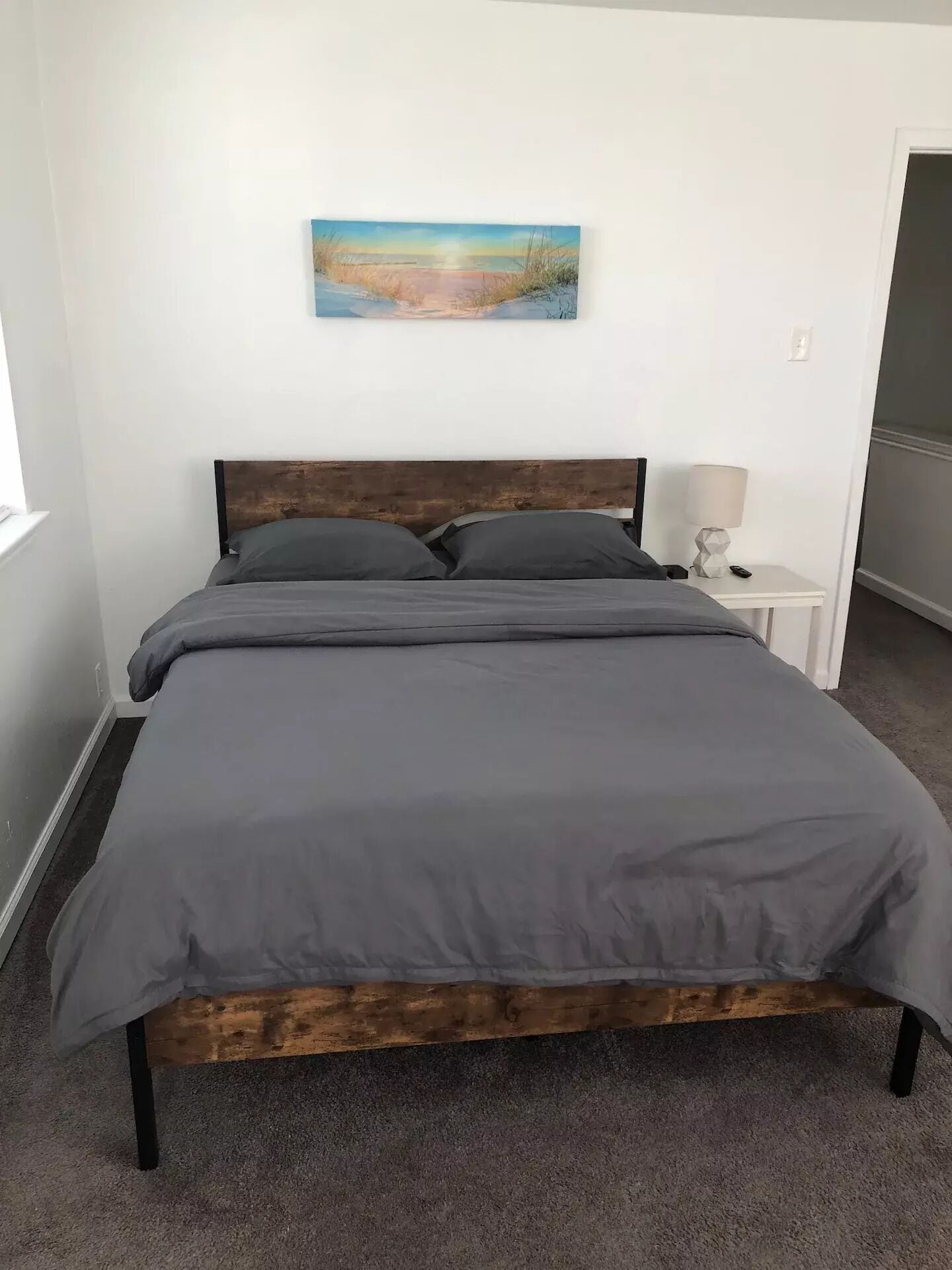 2 habitaciones, tabla de planchar con plancha y wifi gratis 