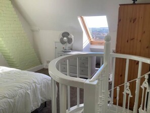 3 bedrooms - Queens Cottage ~ A home base for a memorable stay (Salisbury)