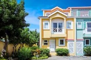 Exterior - Beach Walk Villa 3 (Cas-en-Bas)