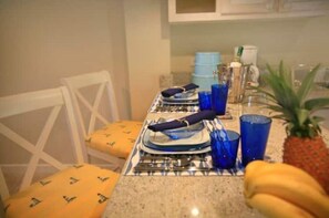 Dining - Beach Walk Villa 3 (Cas-en-Bas)