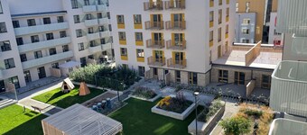 Stockholm Stylish, Lovely, Amazing & Modern Apartment +Balcony +Patio +BBQ +Park