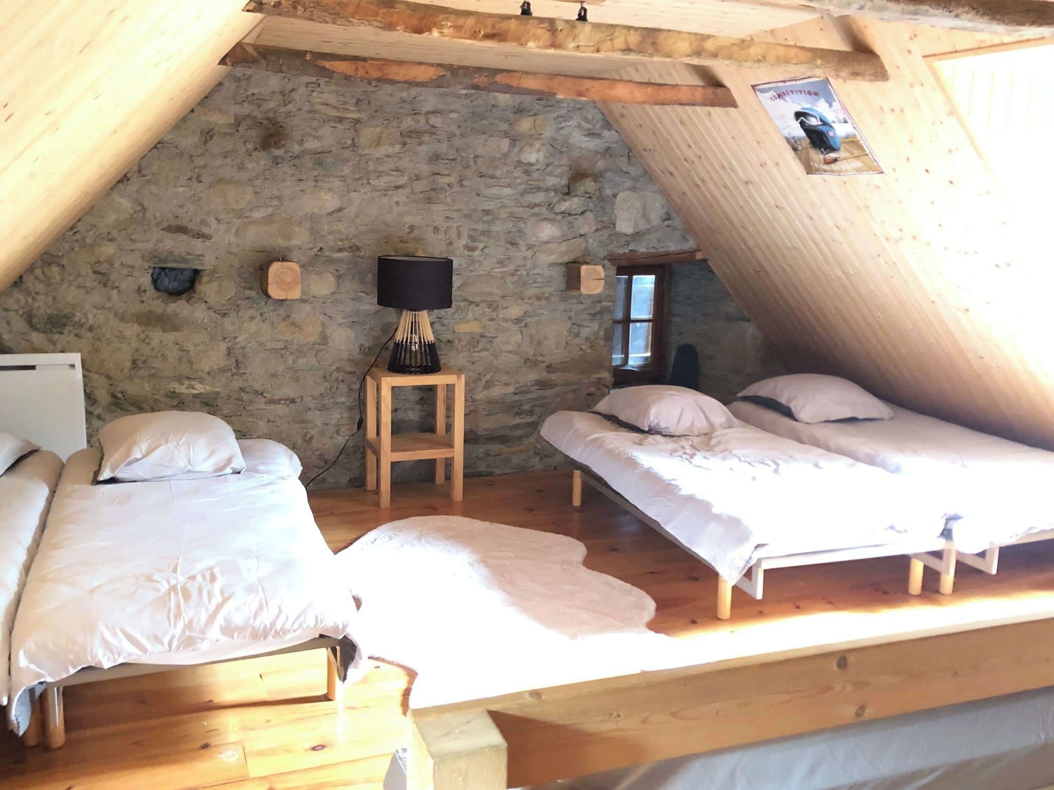 4 bedrooms, travel crib, free WiFi, bed sheets