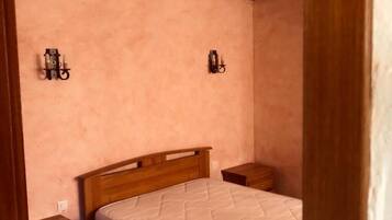 4 chambres, fer et planche Ă repasser, lit parapluie, Wi-Fi