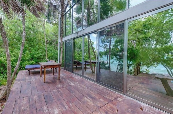 Outdoor dining
