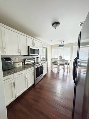 Private kitchen - Southern Living/15 mins frm Arprt/15 mins dwntwn (College Park)