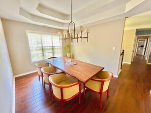 Dining - Southern Living/15 mins frm Arprt/15 mins dwntwn (College Park)