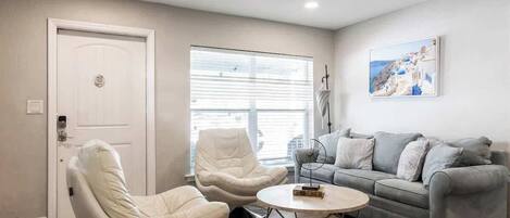 Älytelevisio, kirjoja