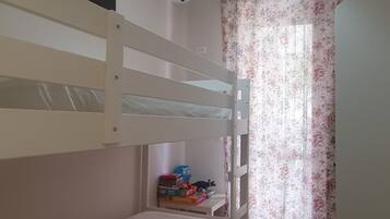 2 Schlafzimmer, Bügeleisen/Bügelbrett, kostenloses WLAN, Bettwäsche