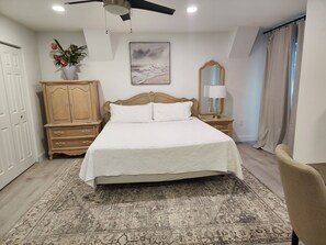 3 habitaciones, tabla de planchar con plancha, wifi y ropa de cama 