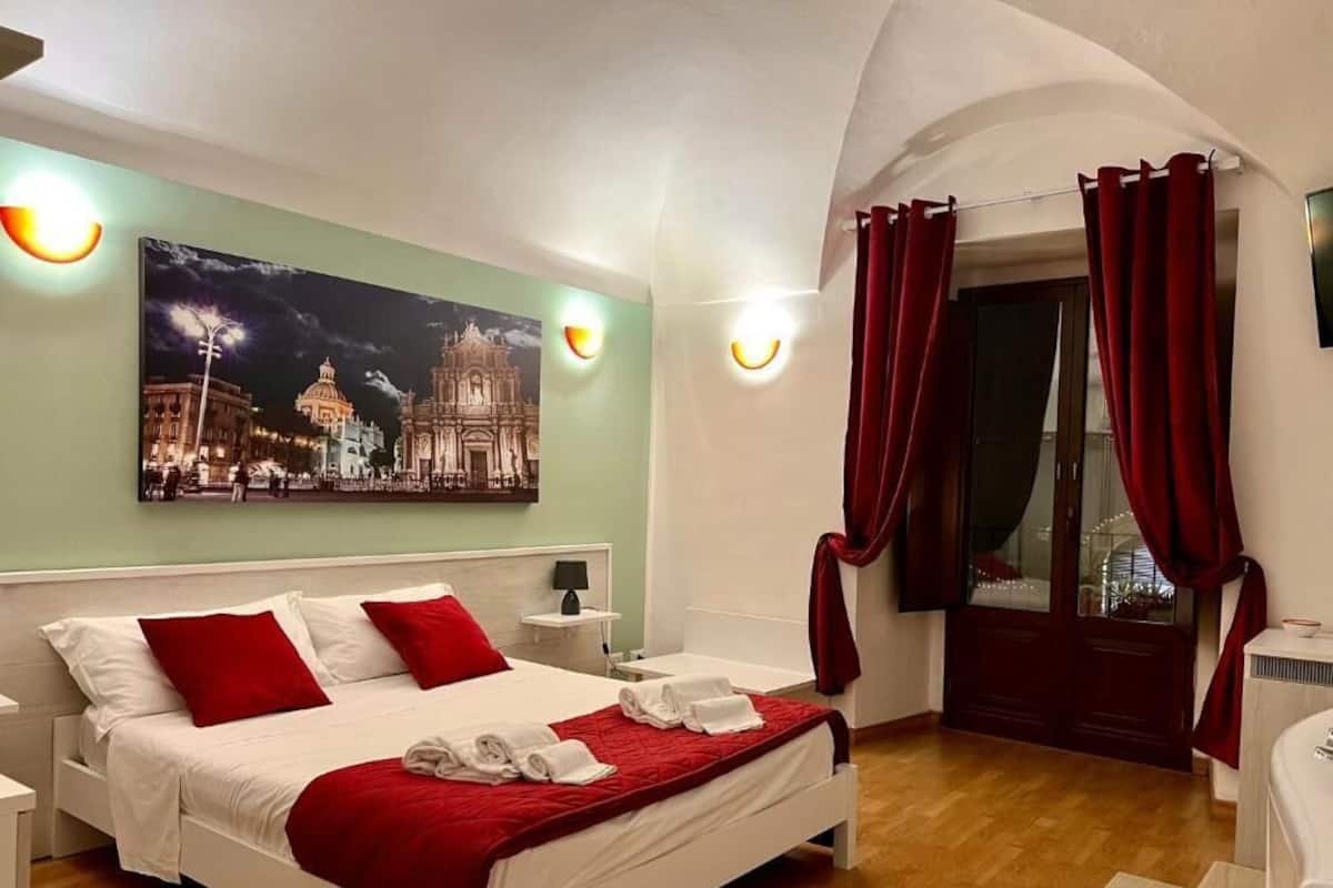 Camera Royal | Materassi a doppio strato, minibar, una scrivania, postazione laptop
