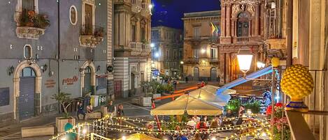 Vista frontal de la propiedad