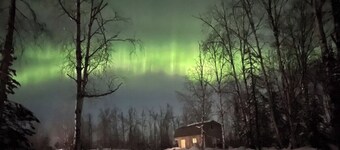 Sled Dog Cabin: Family, Pet Friendly Quiet Home in Wasilla