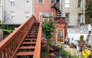 Property grounds - A Good Place To Stay! (Washington)