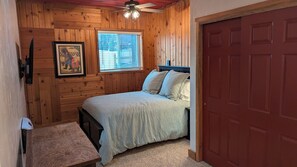 1 bedroom, iron/ironing board, free WiFi, bed sheets