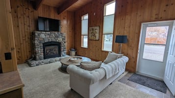 TV connectée, cheminée