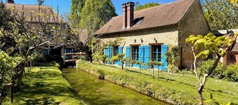 Romantic Mill for groups, 1 hr from Paris. Gym. Jacuzzi. Privacy, Art Retreats