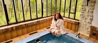 Romantic Mill, 20 guests: 1 hour from Paris! Elegant retreats. Jacuzzi. Gym Art!