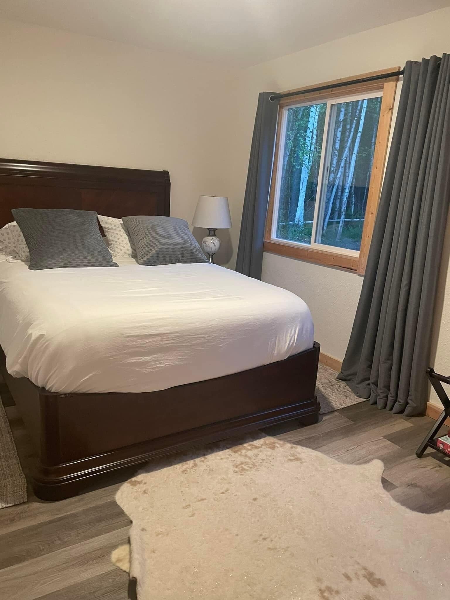 1 habitación, tabla de planchar con plancha, wifi gratis y ropa de cama 