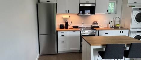 Fridge, oven, toaster