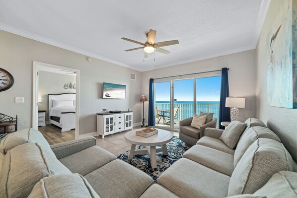 Fernseher, Tischfußball