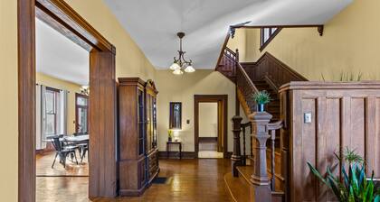Spacious 5BR Home in Historic Lafayette Square | Ensuite Baths | Dog-Friendly
